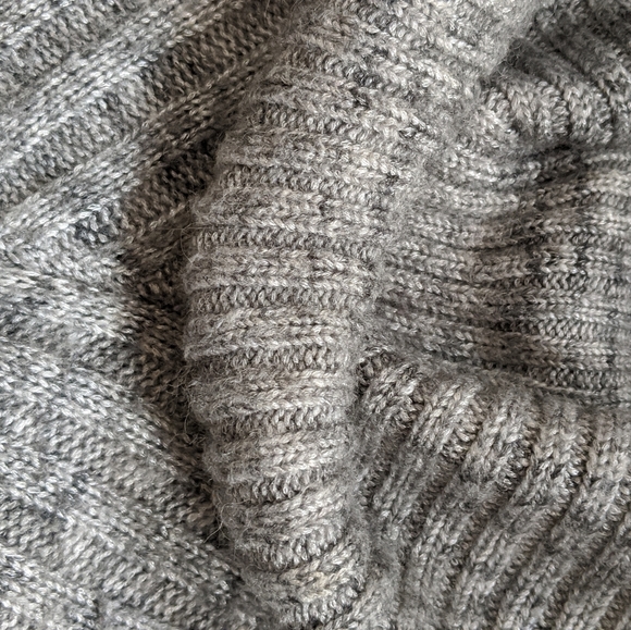 HINGE DESIGN IN SEATTLE SIZE M - Picture 3 of 6